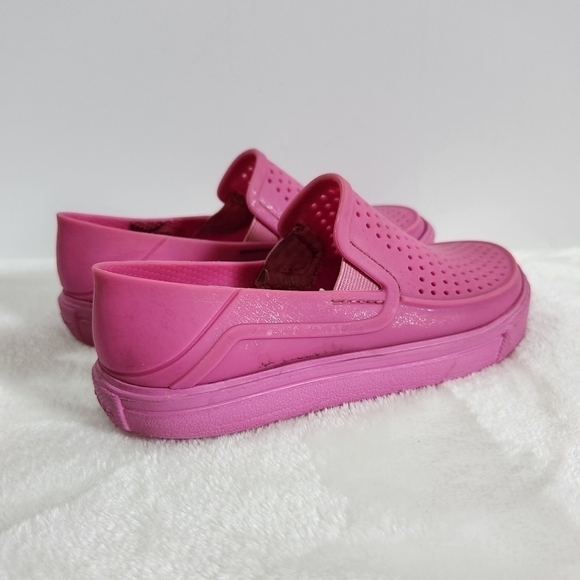 CROCS Barbie Pink Citilane Roka Slip On Shoes Children Size 10-11 - Picture 6 of 13
